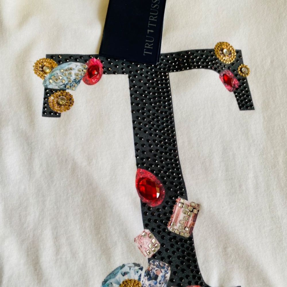 T-shirt - Picture 10 of 11